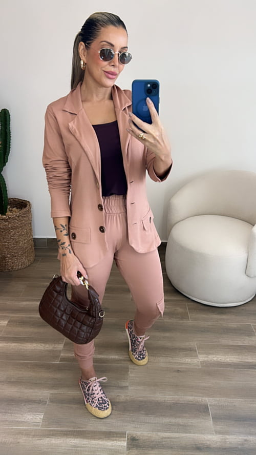 Conjunto de Blaser Mariana Moletinho Moucha mousse 