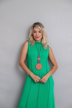 Vestido em malha com recortes Helena Verde Jade