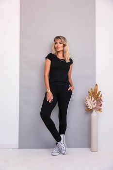 Conjunto Silvia inspiração com listras preto com branco